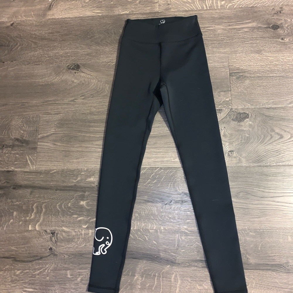 ivory ella women’s leggings size xs